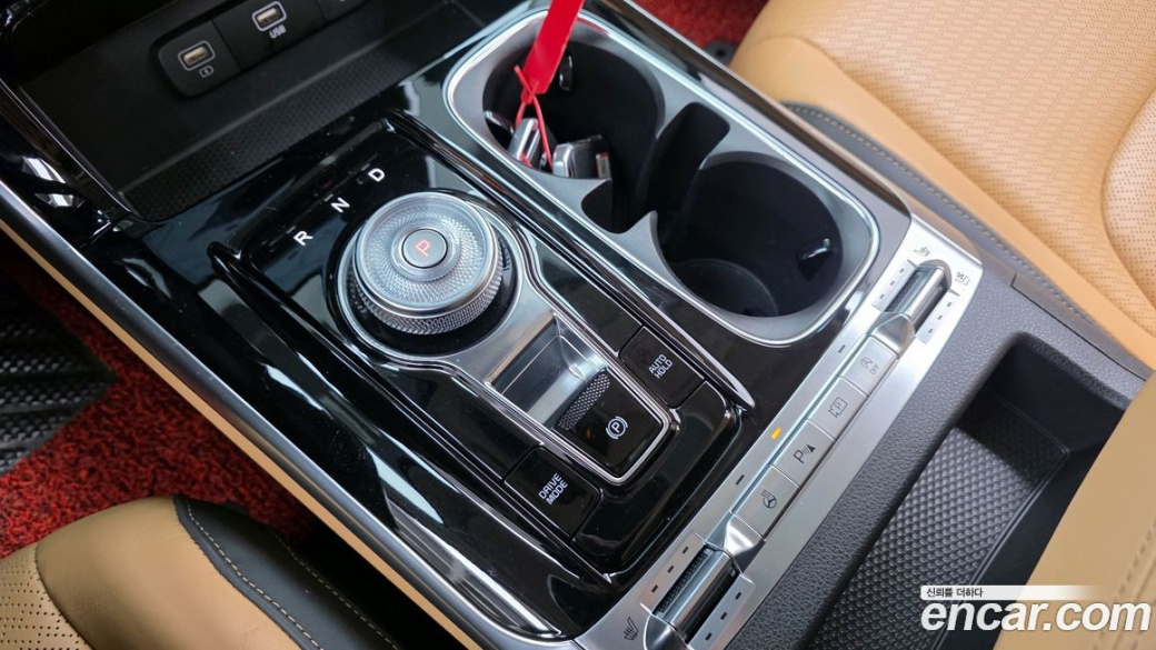 Kia Carnival 9-Seater Signature, 2023