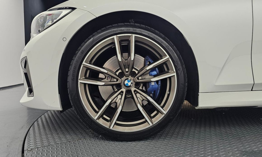 BMW 3-Series M340i xDrive Touring Performance, 2022