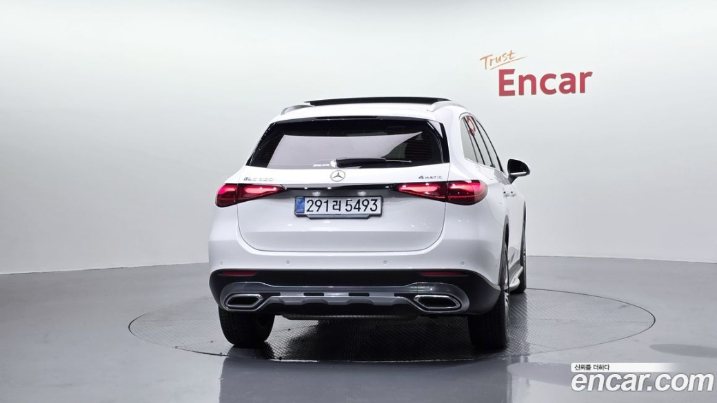 Mercedes-Benz GLC-Class GLC 300 4MATIC Avantgarde, 2025