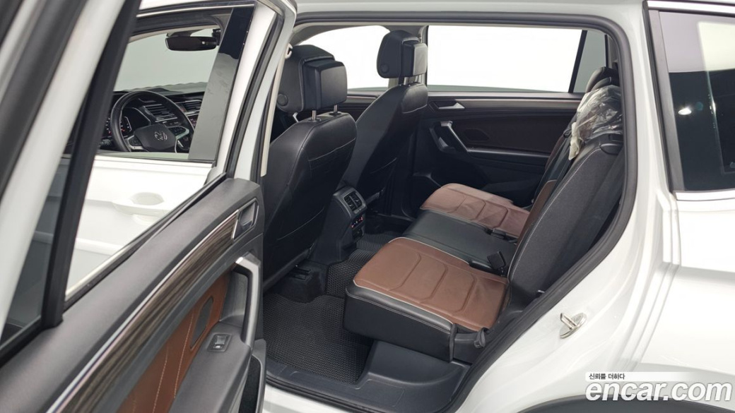 Volkswagen Tiguan 2.0 TSI Prestige, 2023