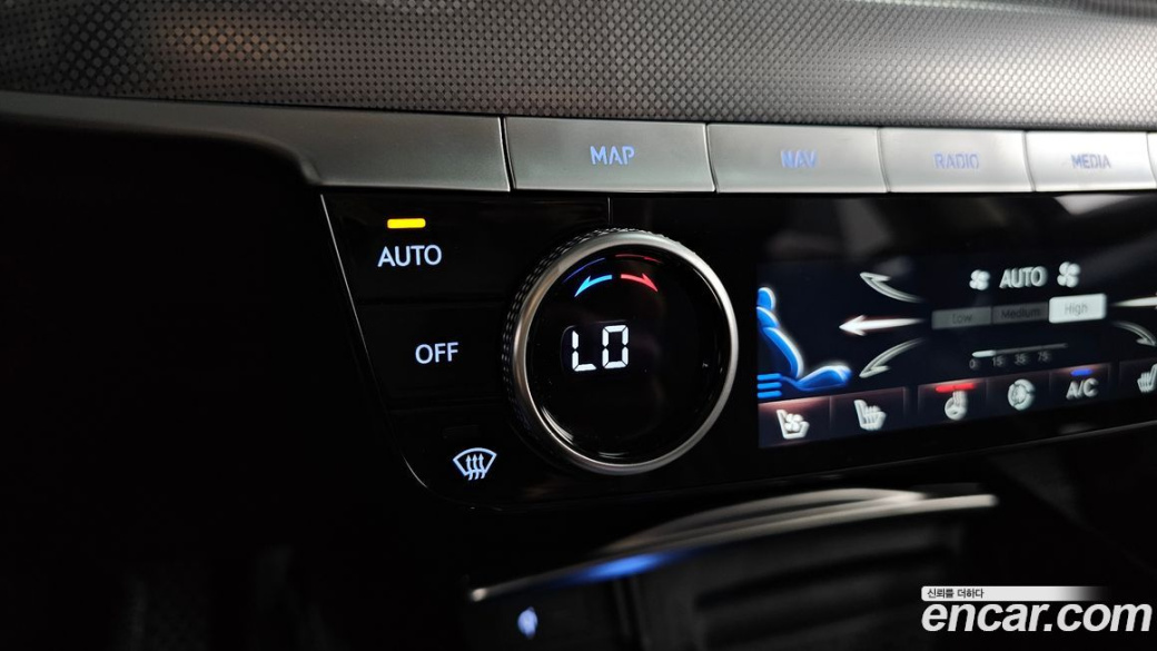 Genesis G80 Gasoline 2.5 Turbo 2WD, 2024
