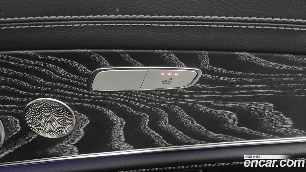 Mercedes-Benz E-Class E350 4MATIC AMG Line, 2023