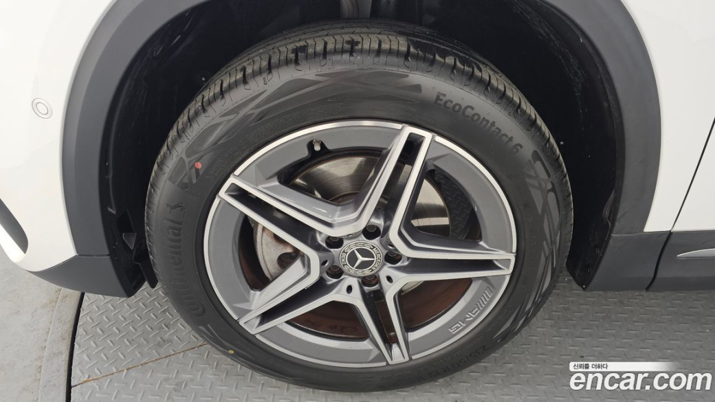 Mercedes-Benz GLA-Class GLA250 4MATIC, 2022