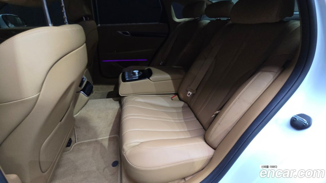 Genesis G80 Gasoline 2.5 Turbo AWD, 2025