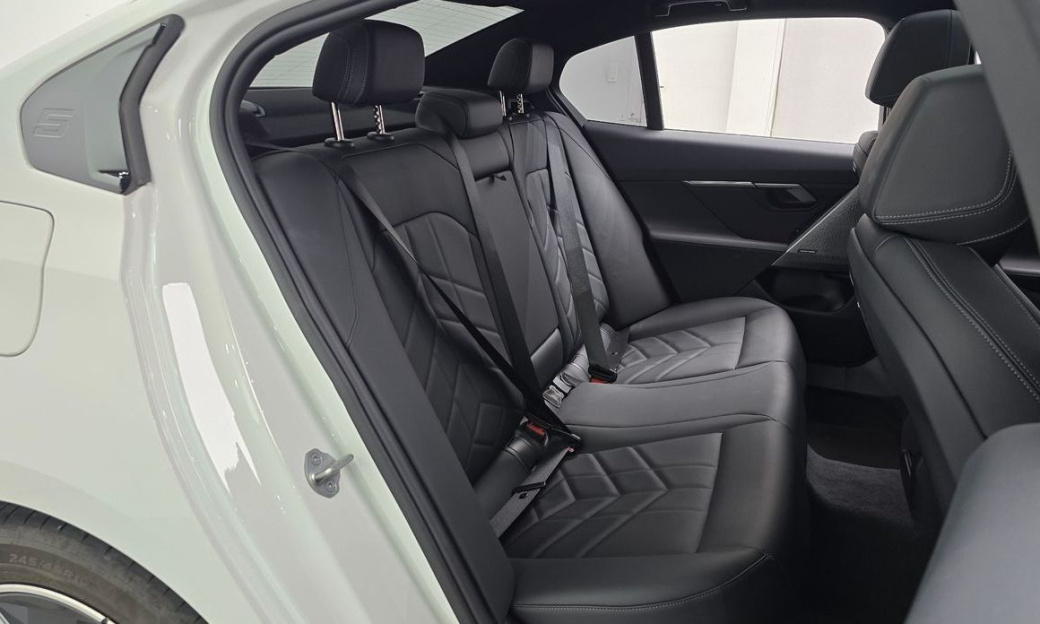 BMW 5-Series 520i M Sport, 2024