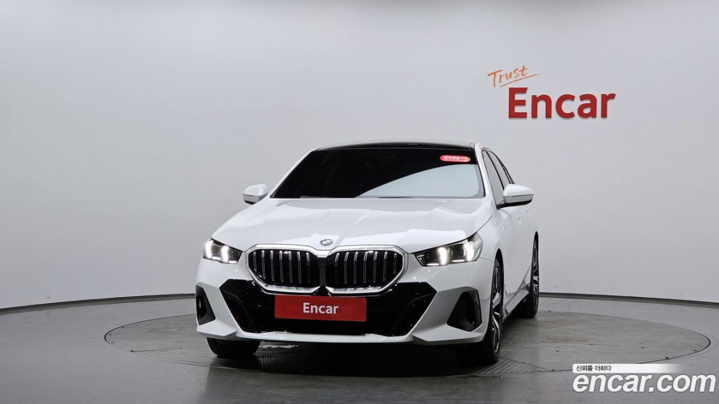 BMW 5-Series 530i xDrive M Sport, 2024