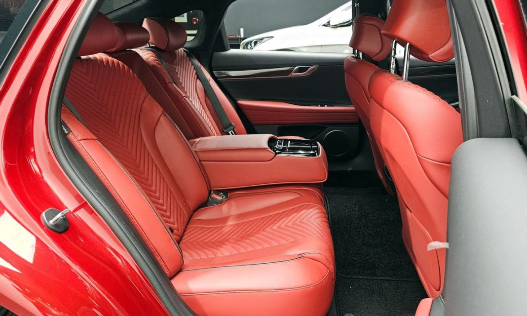 Genesis G80 Gasoline 2.5 Turbo AWD, 2022
