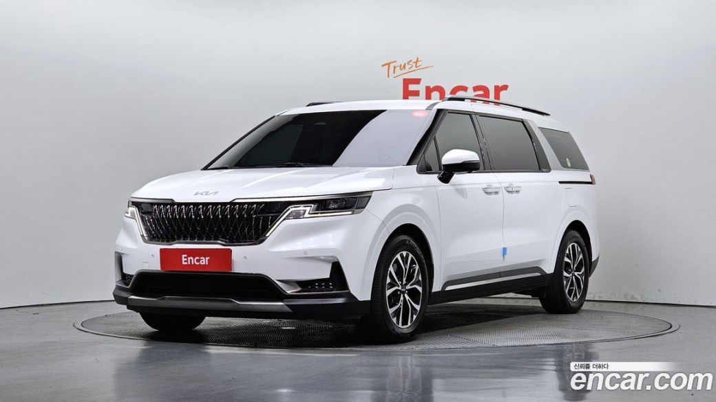Kia Carnival 9-Seater Noblesse, 2023