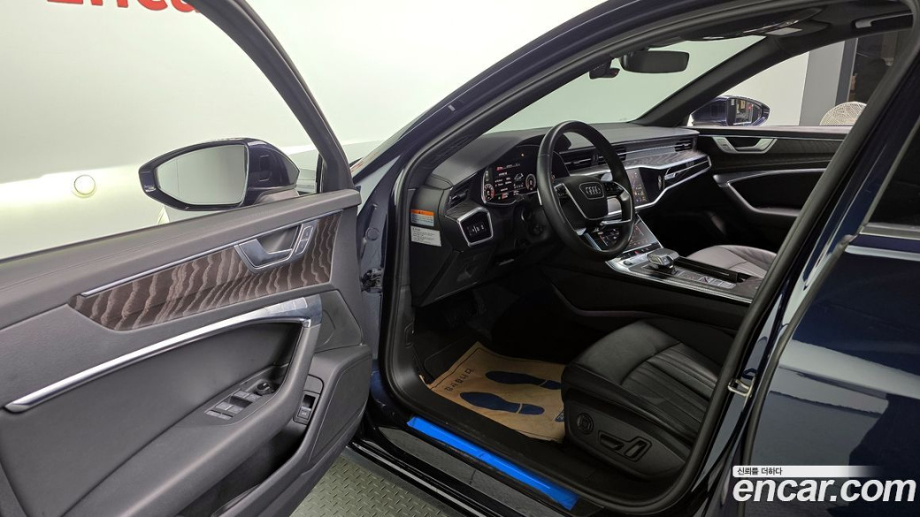 Audi A6 45 TFSI Premium, 2022
