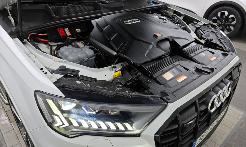 Audi Q7 55 TFSI Quattro Premium, 2022