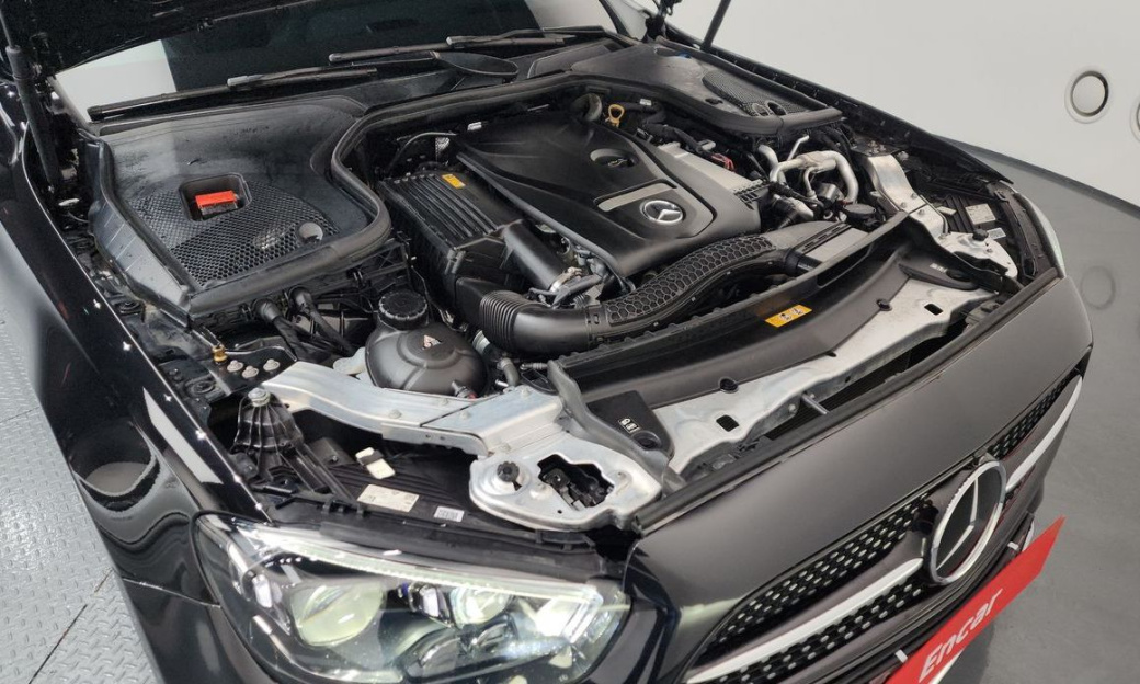 Mercedes-Benz E-Class E250 AMG Line, 2023