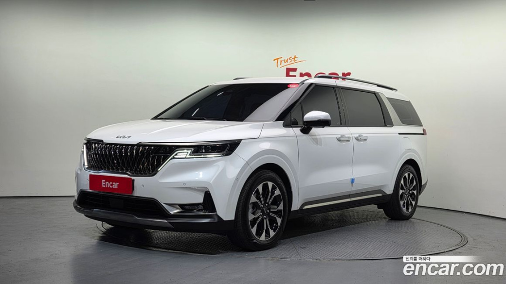 Kia Carnival 9-Seater Noblesse, 2023