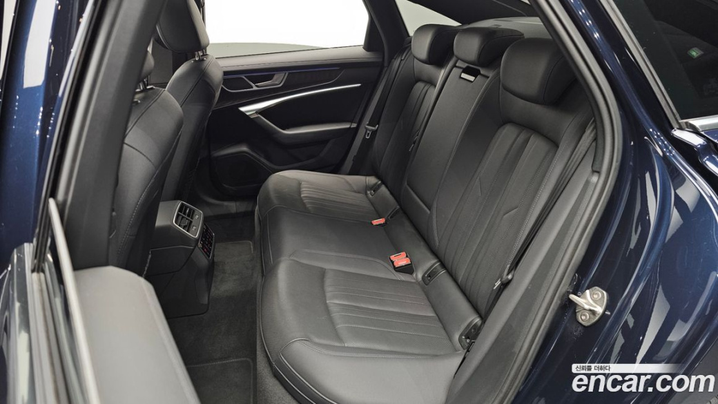 Audi A6 45 TFSI Quattro Premium, 2023