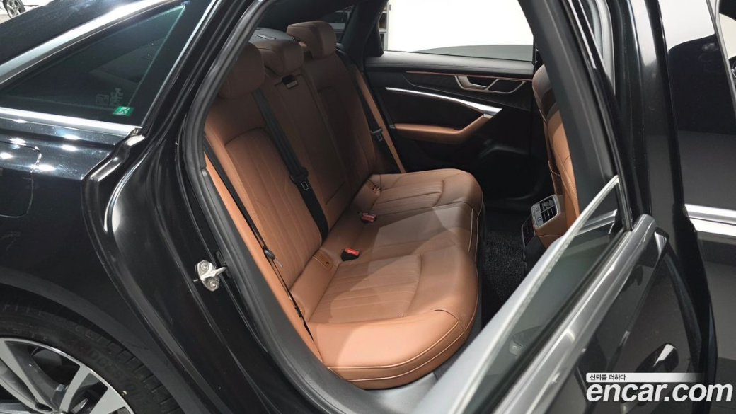 Audi A6 45 TFSI Premium, 2023