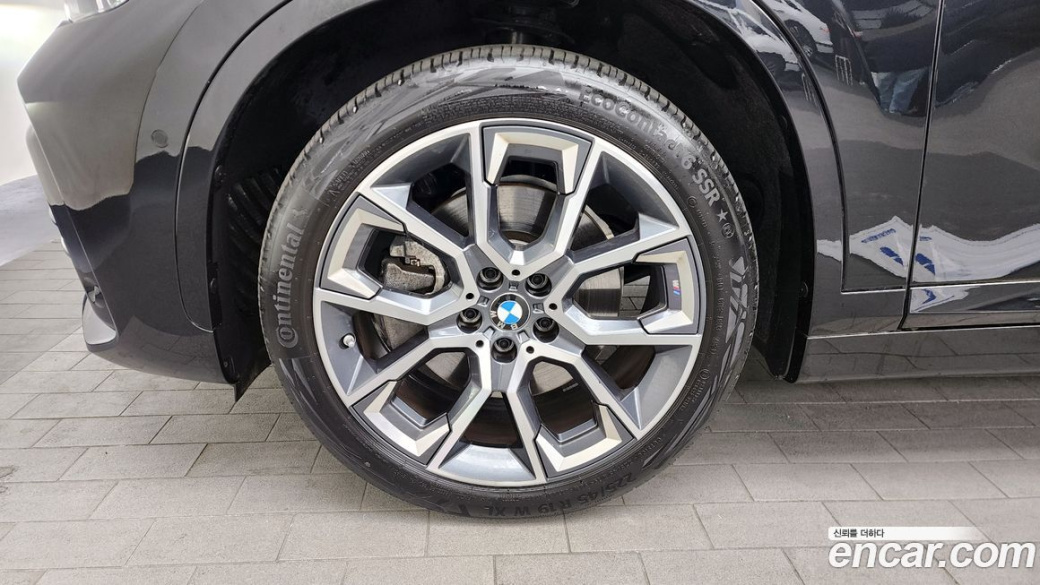 BMW X1 xDrive 20i M Sport, 2022