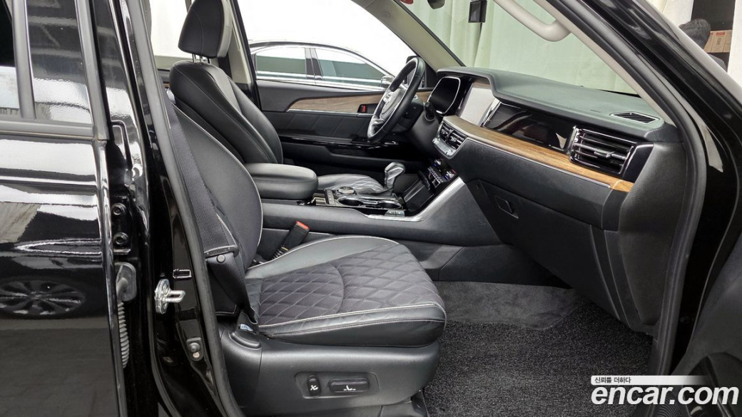Kia Mohave Diesel 3.0 4WD 5-Seater, 2021