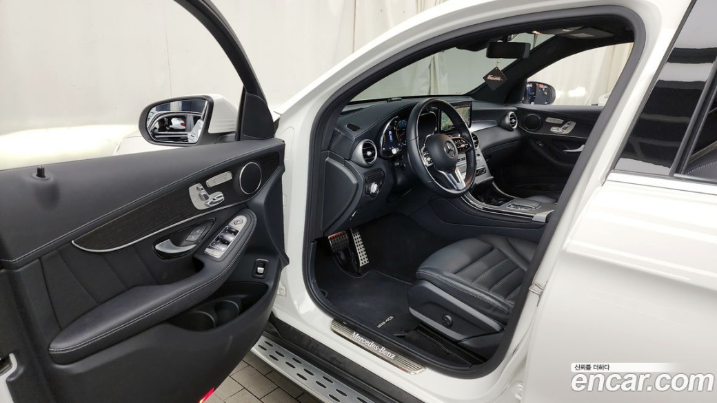 Mercedes-Benz GLC-Class GCL300 4MATIC Coupe, 2023
