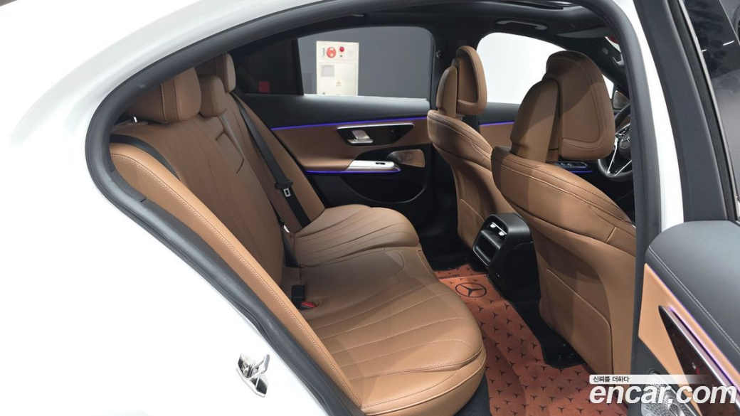 Mercedes-Benz E-Class E200 Avantgarde, 2024