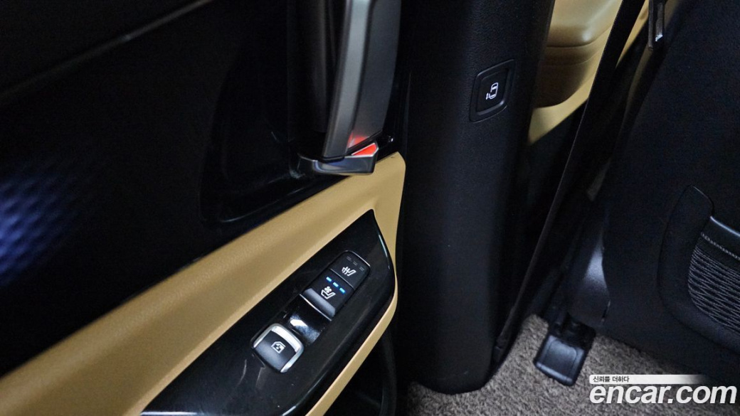 Kia Carnival 9-Seater Signature, 2023