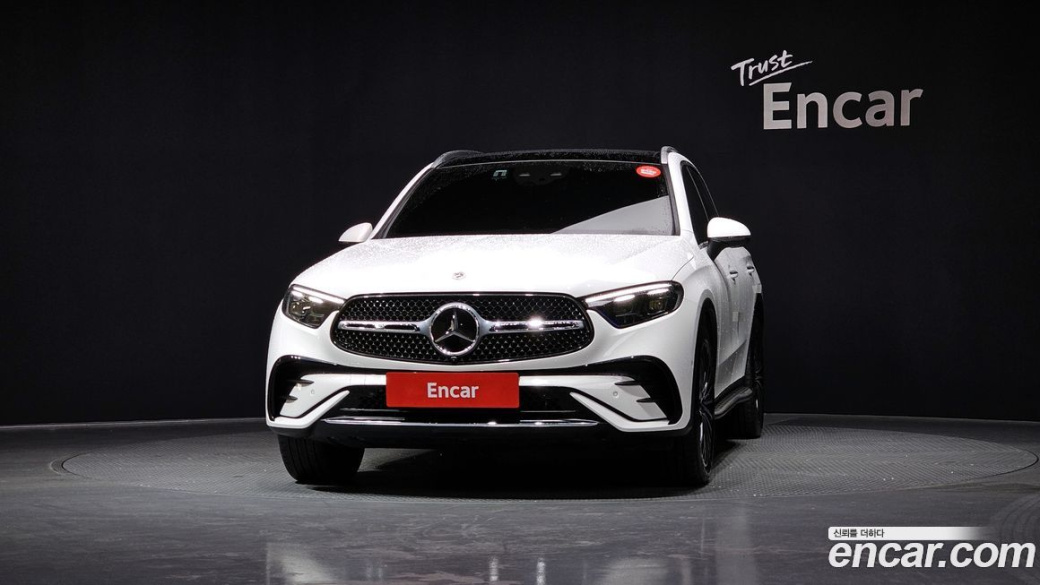 Mercedes-Benz GLC-Class GLC300 4MATIC AMG Line, 2024