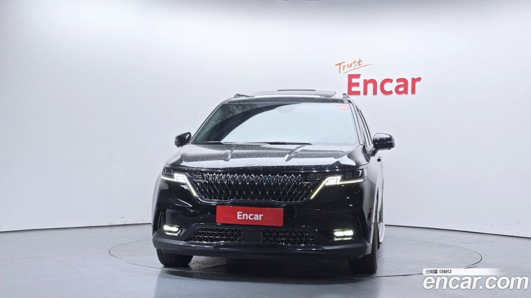 Kia Carnival 9-Seater Signature, 2022