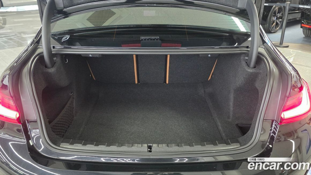 BMW 3-Series M340i Pro, 2024