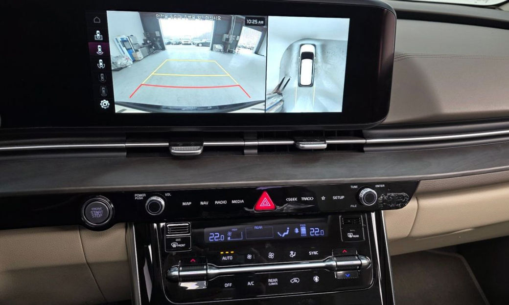 Kia Carnival 9-Seater Noblesse, 2022