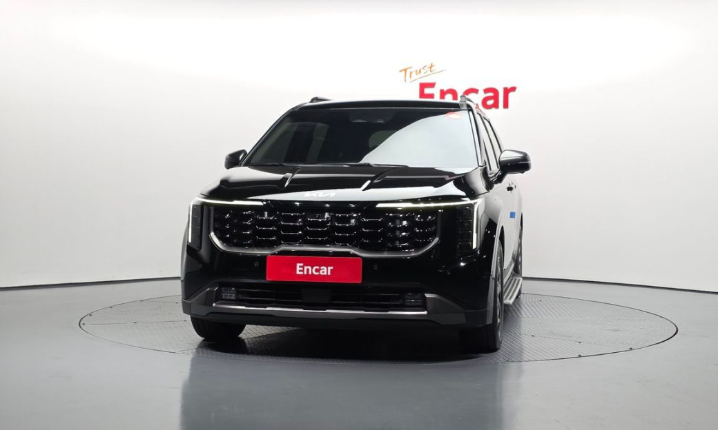 Kia Carnival 9-Seater Gravity, 2025