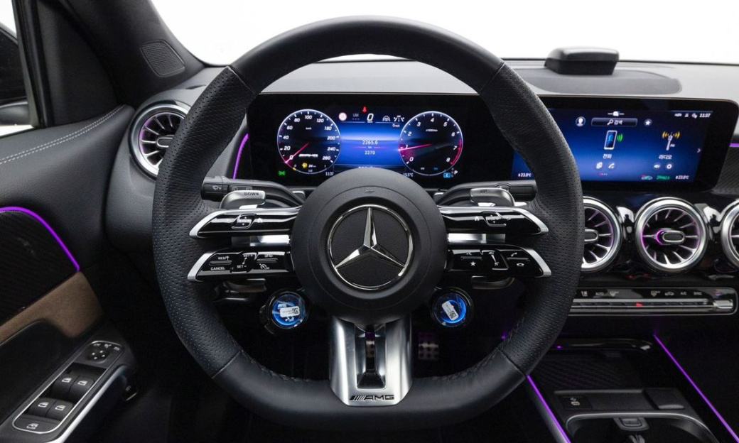 Mercedes-Benz GLB-Class AMG GLB35 4MATIC, 2025