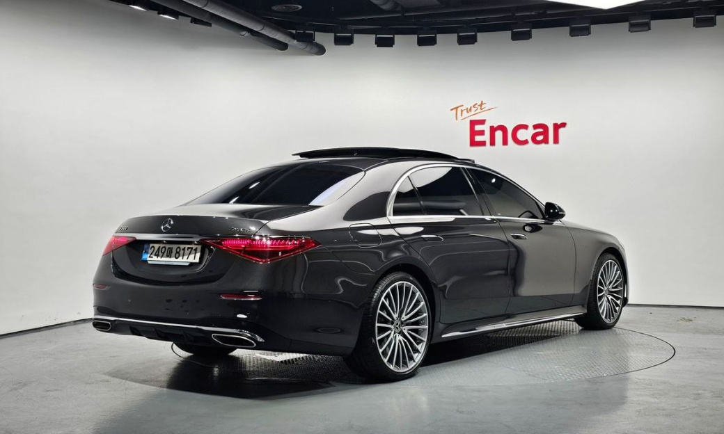 Mercedes-Benz S-Class S500L 4MATIC, 2024