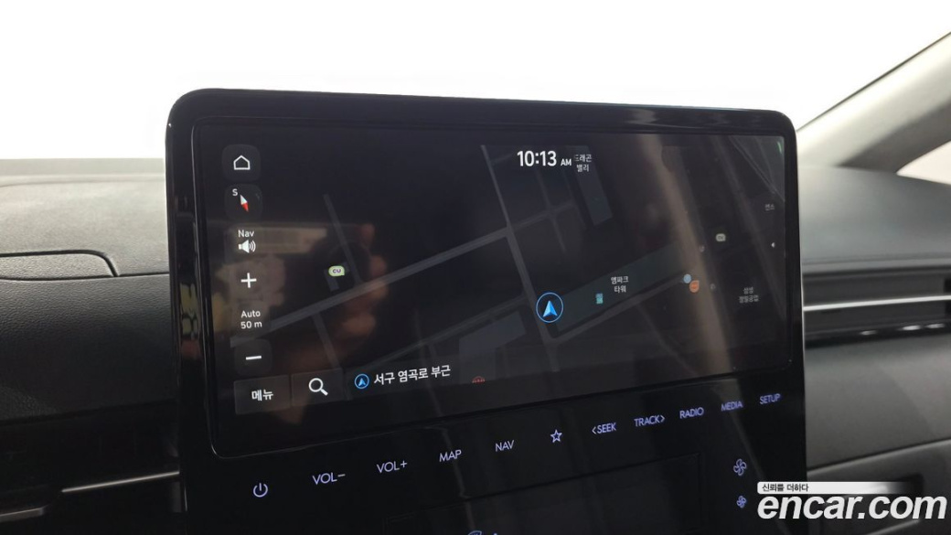 Hyundai Staria 4WD Lounge 7-Seater, 2022
