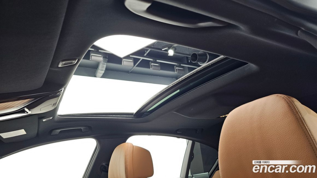 BMW 5-Series 520i M Sport, 2022