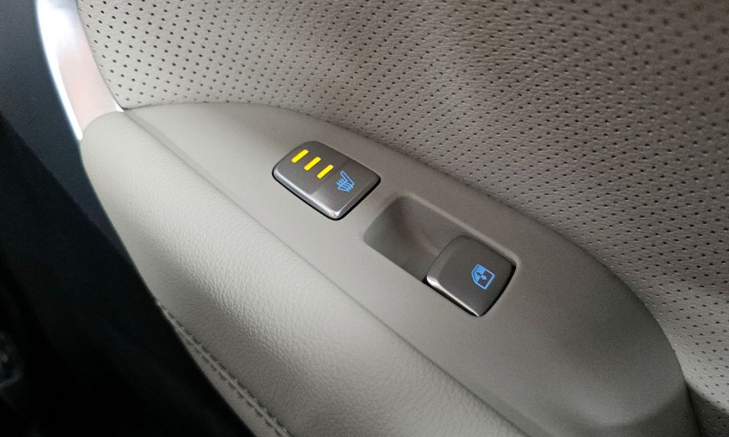Genesis G70 Gasoline 2.0T 4WD, 2021