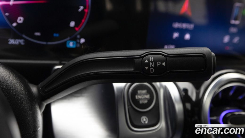Mercedes-Benz GLB-Class AMG GLB35 4MATIC, 2025