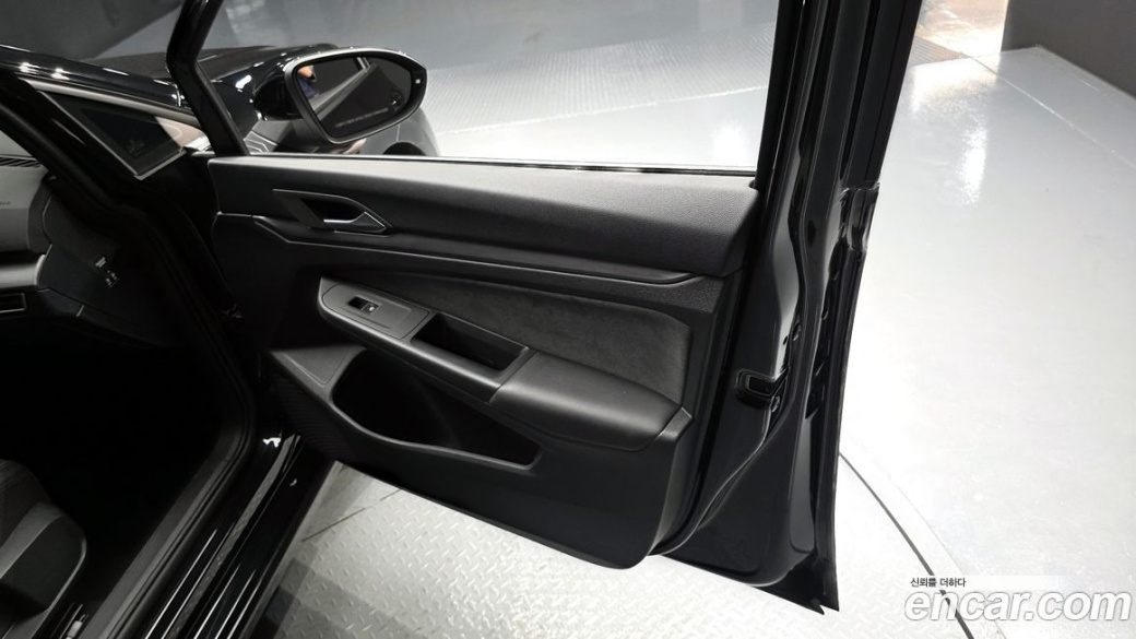 Volkswagen Golf 2.0 TDI Prestige, 2024