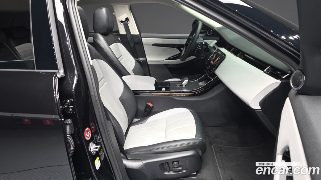 Land Rover Range Rover Evoque P250 Dynamic SE, 2025