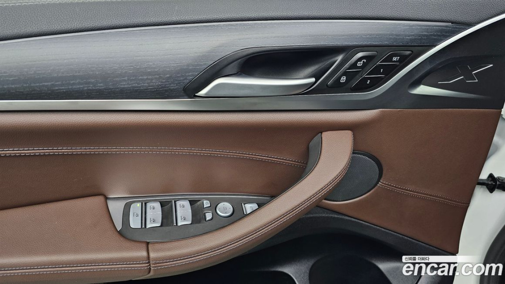 BMW X4 xDrive20i xLine, 2025