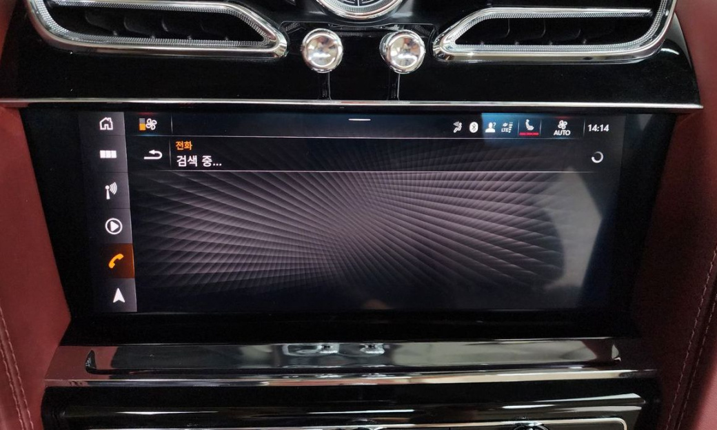 Bentley Bentayga 4.0 V8 Base, 2024