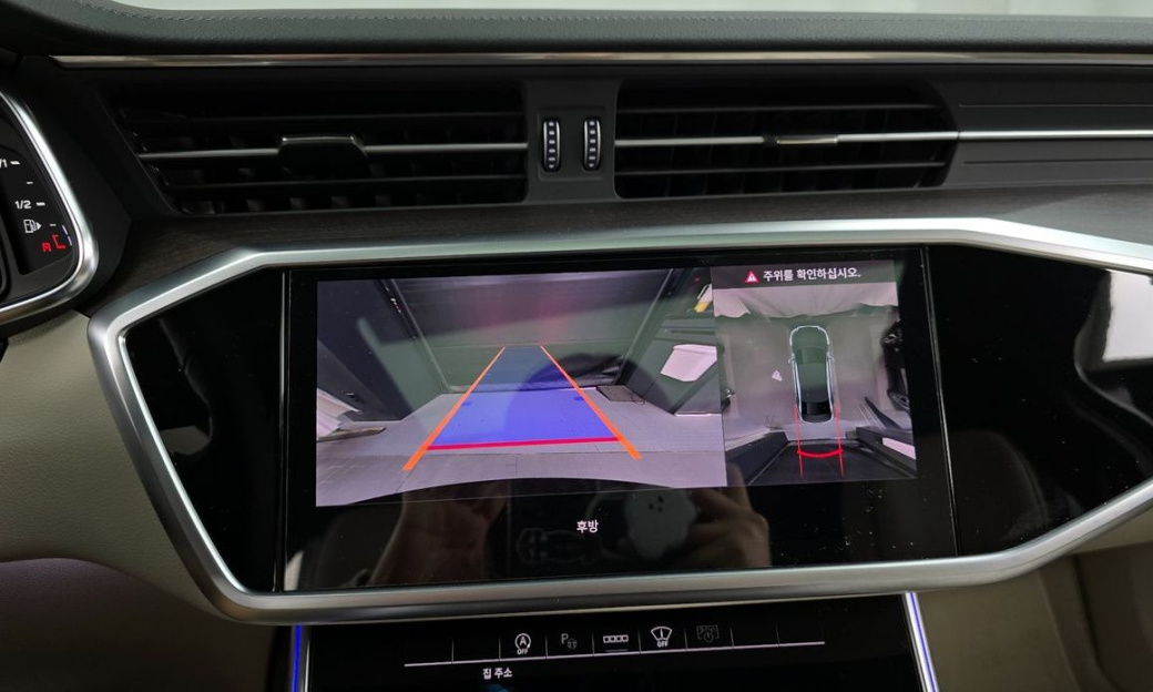 Audi A6 45 TFSI Premium, 2025