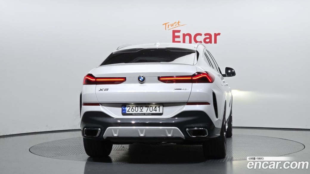 BMW X6 xDrive40i M Sport, 2023