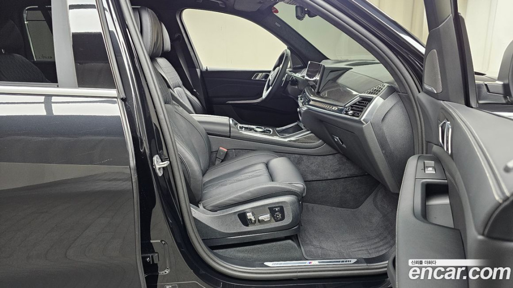 BMW X7 xDrive 40i M Sport 6STR, 2025