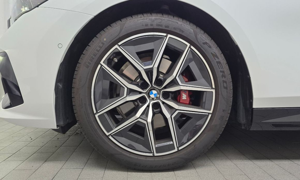 BMW 5-Series 520i Special Edition, 2026