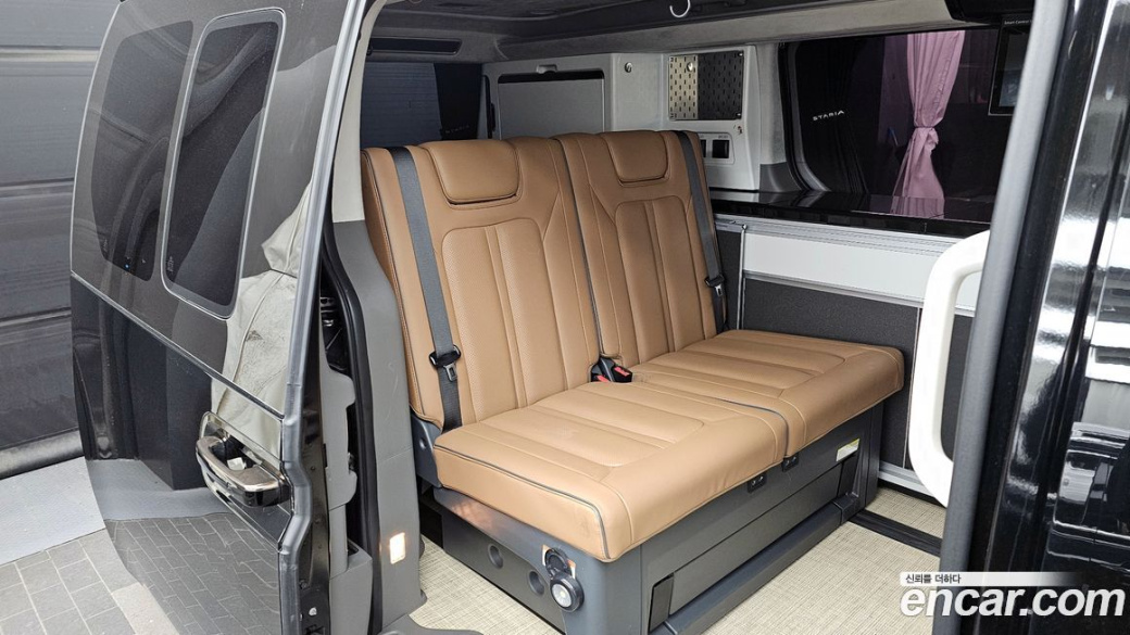 Hyundai Staria 4WD Camper, 2023