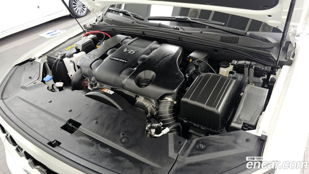 Kia Mohave Diesel 3.0 4WD 6-Seater, 2023