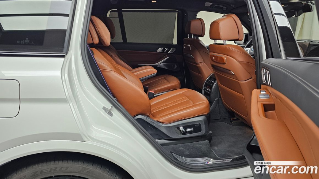 BMW X7 M60i xDrive M sport 6STR, 2024