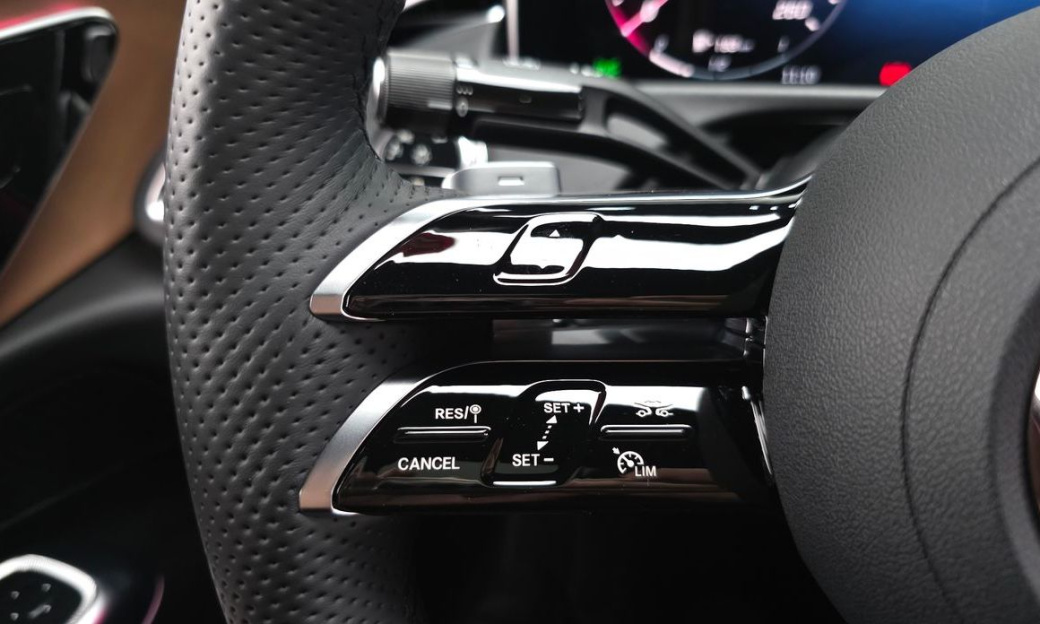 Mercedes-Benz E-Class E200 AMG Line, 2026