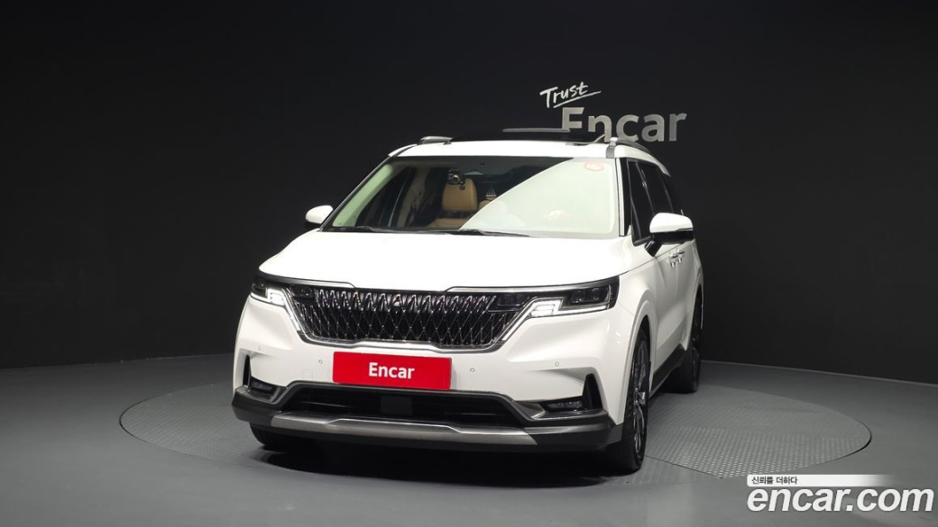 Kia Carnival 9-Seater Signature, 2023