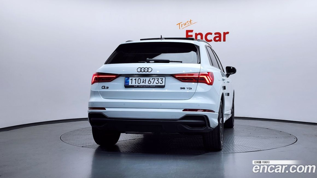 Audi Q3 35 TDI Premium, 2025