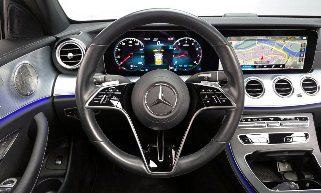 Mercedes-Benz E-Class E350 4MATIC Avantgarde, 2021