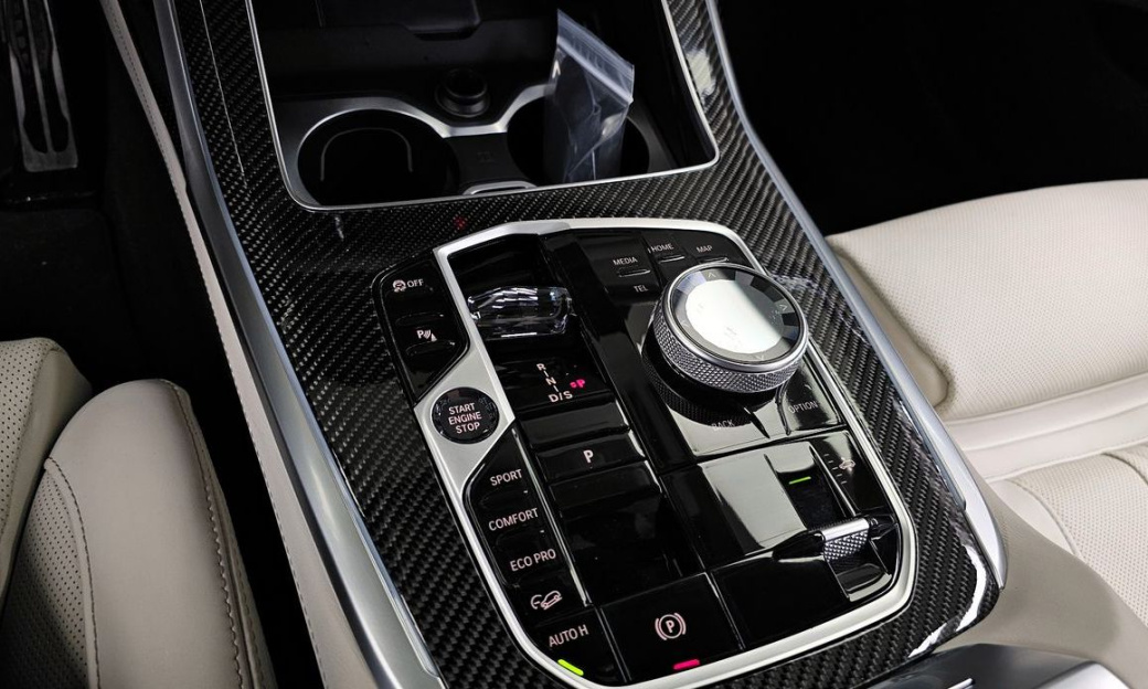 BMW X7 xDrive 40i M Sport 7STR, 2025